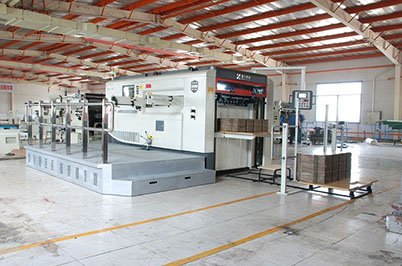 MWB series semiautomatic flatbed die cutters